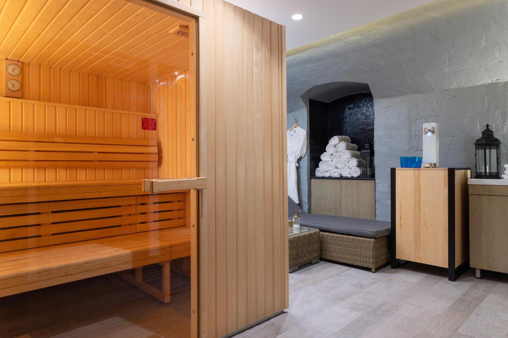 Hotel Le Belmont Parijs